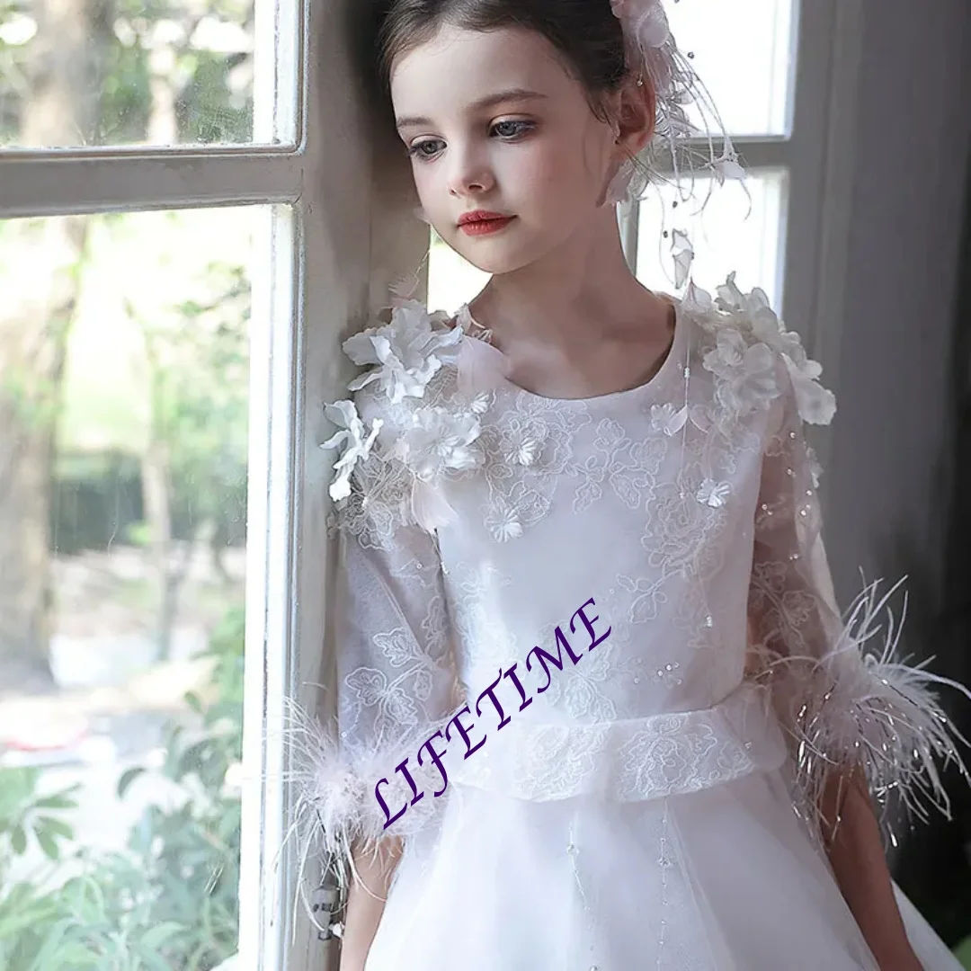 فستان بناتي أبيض مخصص مع نصف كم تصميم زهور ثلاثي الأبعاد على طراز الأميرة لحفلات الزفاف وأعياد الميلاد للأطفال