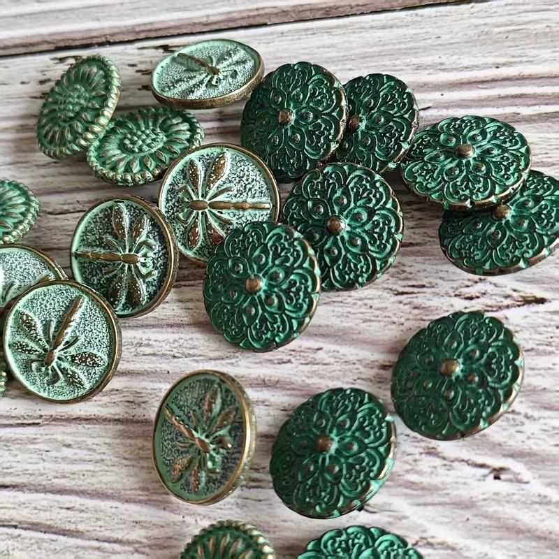 15 green metal buttons in a 3-style set (dragonfly pattern, lotus pattern, mixed pattern) suitable for accessories, accessories - view 3