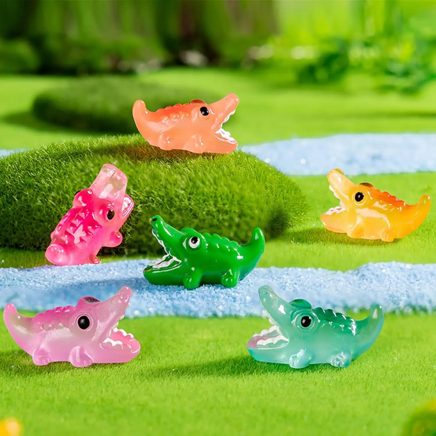 30/50pc Mini Crocodile Animals Luminous Mini Resin Animals for Dollhouse Micro Fairy Garden Landscape Aquarium Birthday Decor