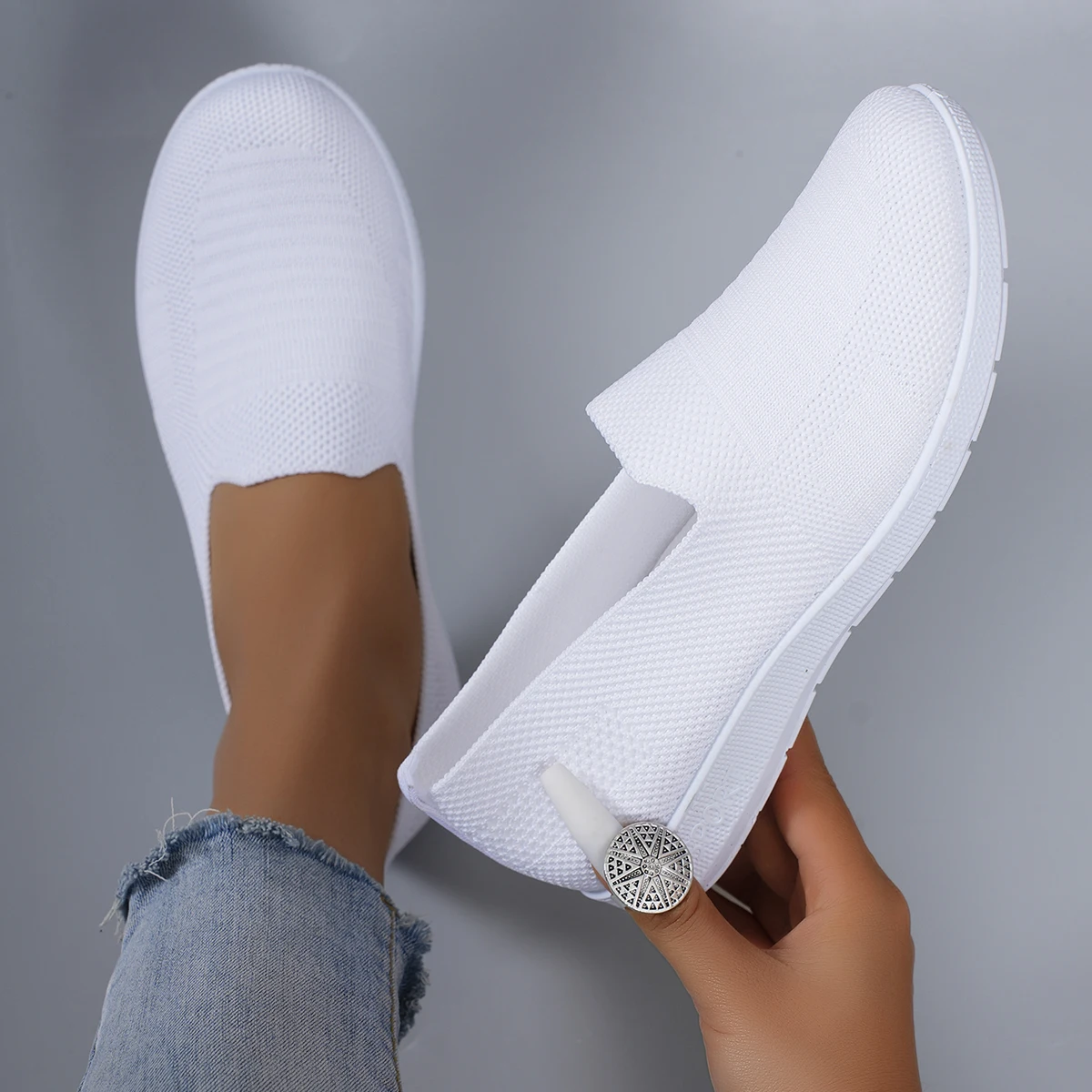 Spring new women's sports shoes, fashionable, breathable, lightweight, non-slip, wear-resistant, casual sports shoes, flat shoes