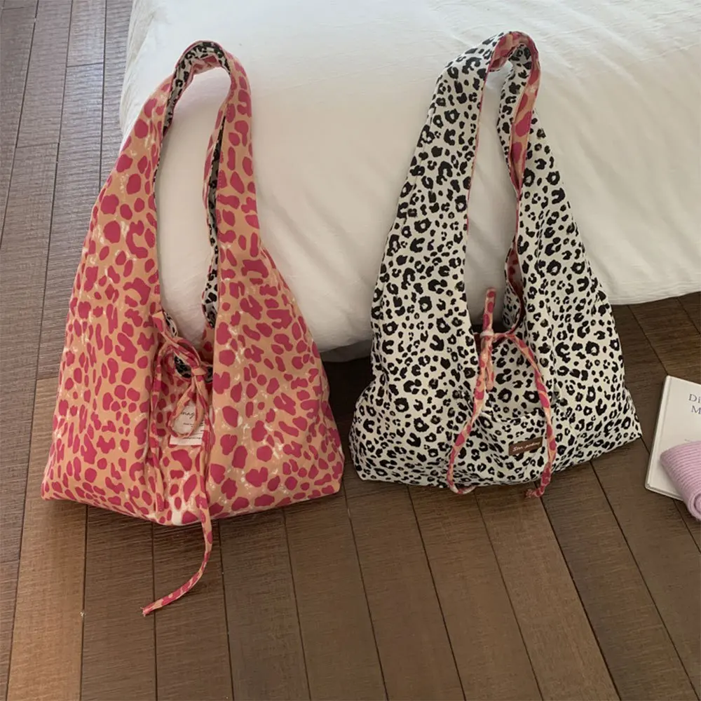 Double Sided Leopard Print Tote Bag, Stylish Leopard Print Handbag for Women, Fashion Bow Large Capacity Shoulder Bag view 2