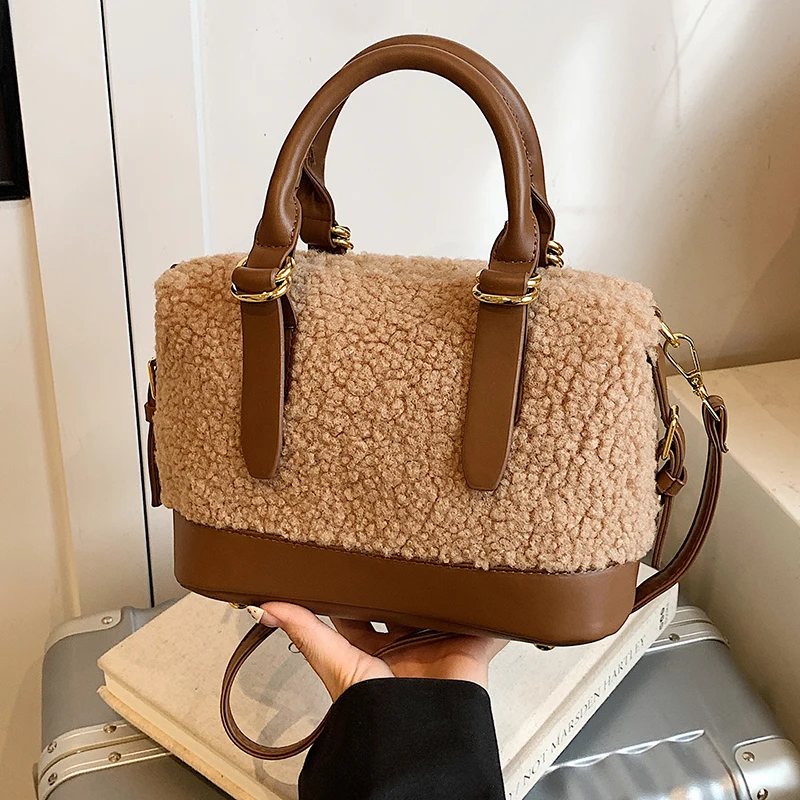 

Универсальные пушистые сумки в стиле ретро, женские сумки 2025, новинка осени и зимы, пригородная сумка на одно плечо, нишевые сумки через плечо