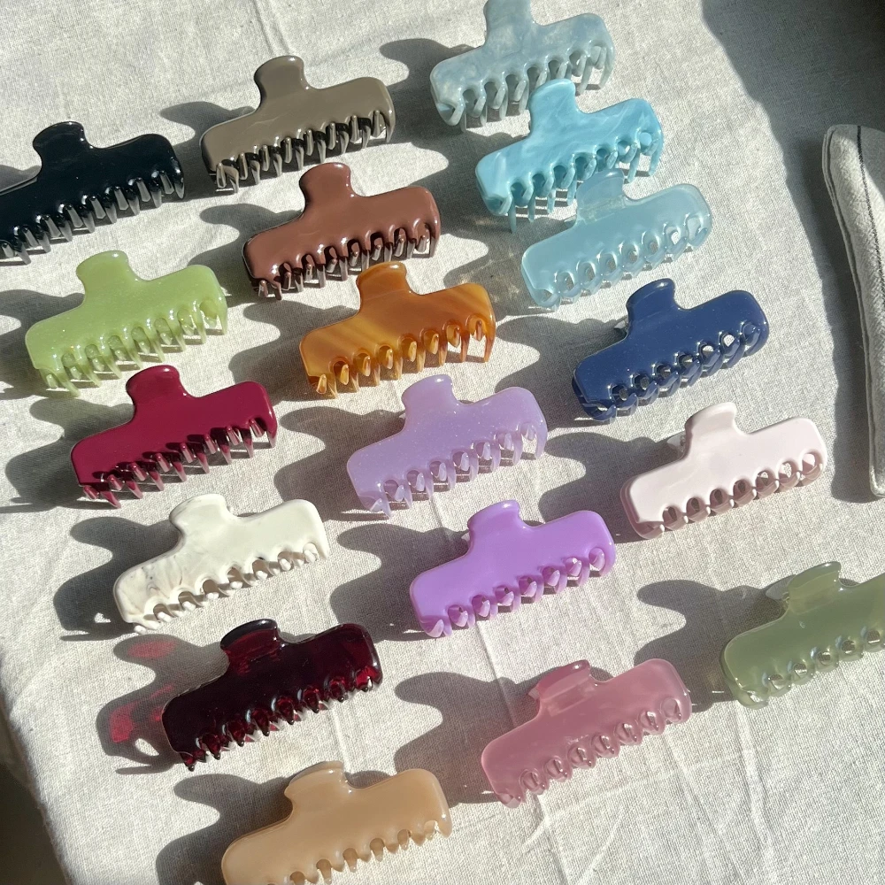 

Solid Color Black Hair Clip for Women Retro Cream Marble Tortoiseshell Acrylic Hair Claw Clips Strong Hold Hair Accessories