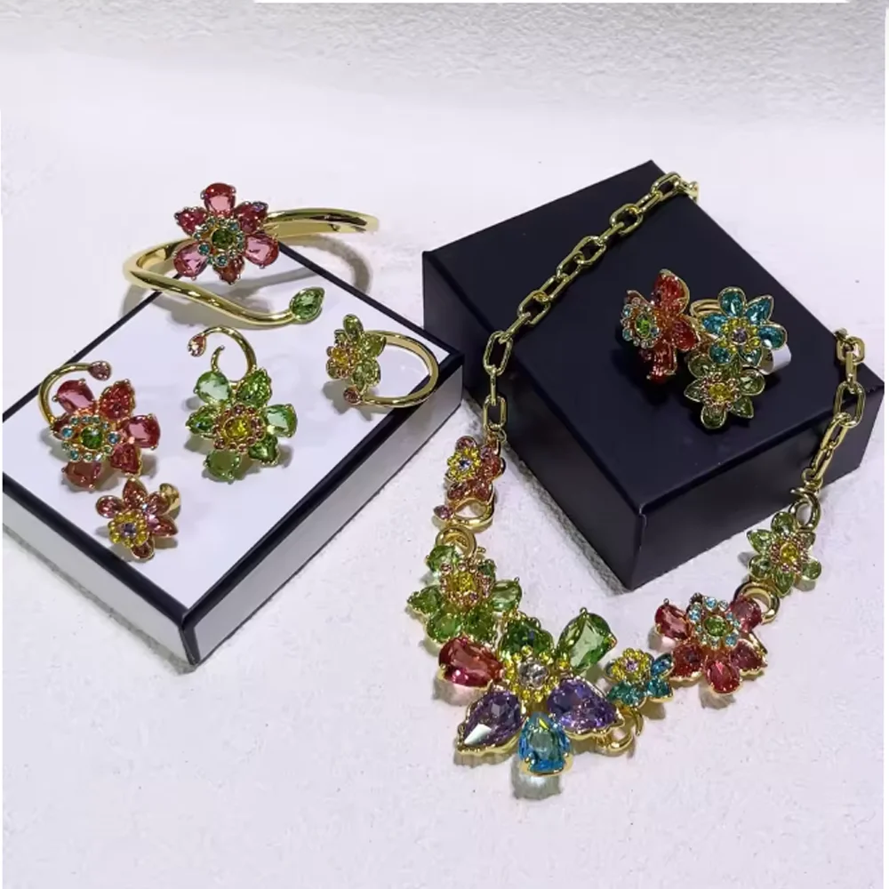 

Оригинальный бутик ювелирных изделий неправильной формы с цветочными кристаллами, новый цветной кулон, изысканное ожерелье, кольцо, браслет, свадьба