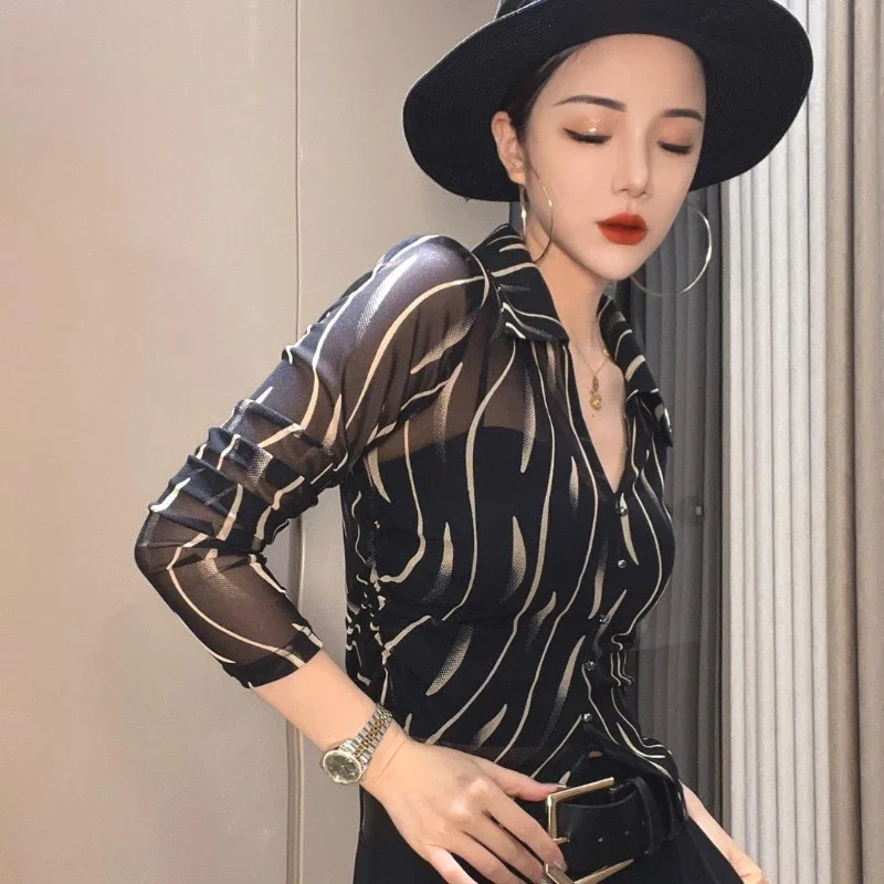 

Striped Shirts & Blouses for Women Button Up Sexy Top Beautiful in Promotions Novelty Elegant and Youthful M Clothes XQ851