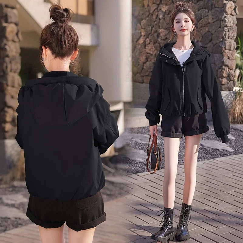 WLF Short Windbreaker Coat for Women in Spring Autumn 2025 New European Fashion Loose fit age Reducing Small Casual Jacket top