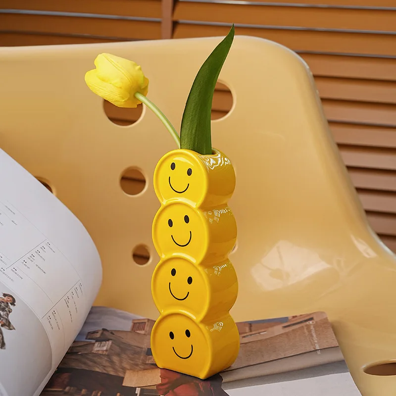 Smiling Face Ceramic Vase Creative Decoration Modern and Simple Home Living Room Flower Arrangement Foyer Atmosphere Decoration