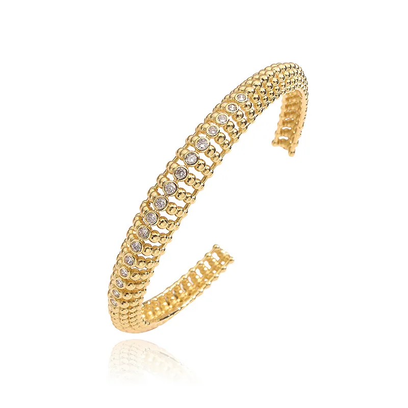 Bracelet Women\'s 18k Gold Plated Crystal Zircon Hollow Irregular Fashion Jewelry Couple Gift
