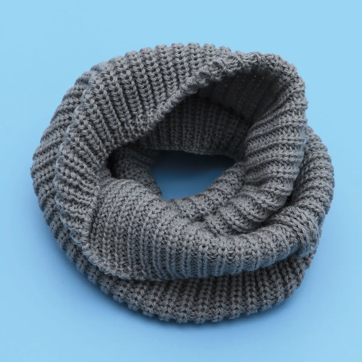 

Warm Knit Scarf For Women Men Winter Neckwear Soft Lightweight Unisex Neck Scarf Gift For Couples (Light Gray)