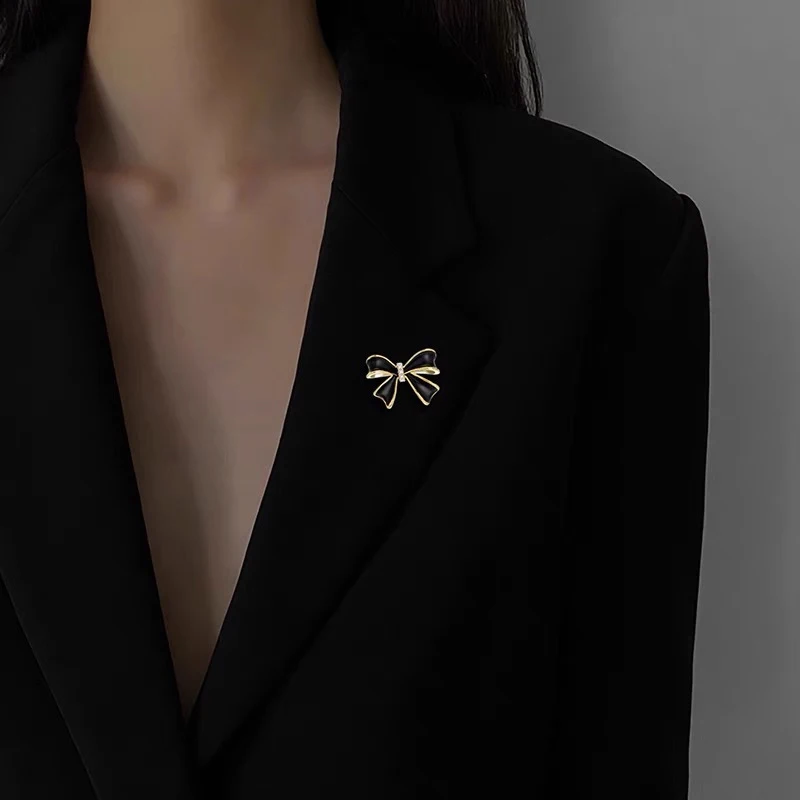 Small Fragrant Shiny Bowknot Beaded Black Brooch Mourning Bow Tie Brooch