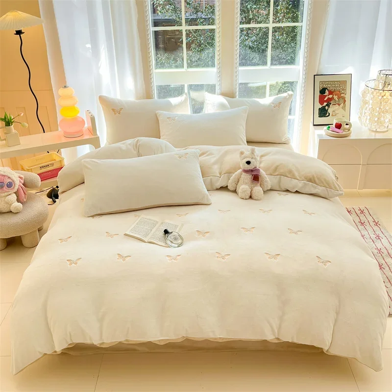 New Scattered Embroidery milk fleece four-piece autumn and winter double-sided thickened flannel coral fleece bed linen bedding