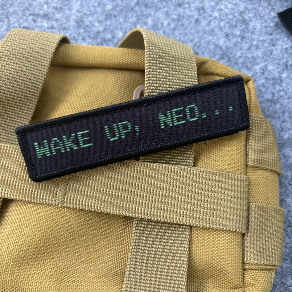 Wake Up Neo Moral Taktischer Aufnäher, bedrucktes Klett-Emblem, Militärabzeichen, Kampfarmband, Rucksack-Aufkleber – Detail 6
