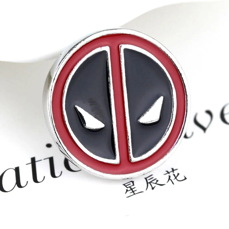 

Marvel Superhero Deadpool Metal Brooch Avengers Deadpool Badge Pins Jewelry for Handbag Clothing Accessories Children's Gifts