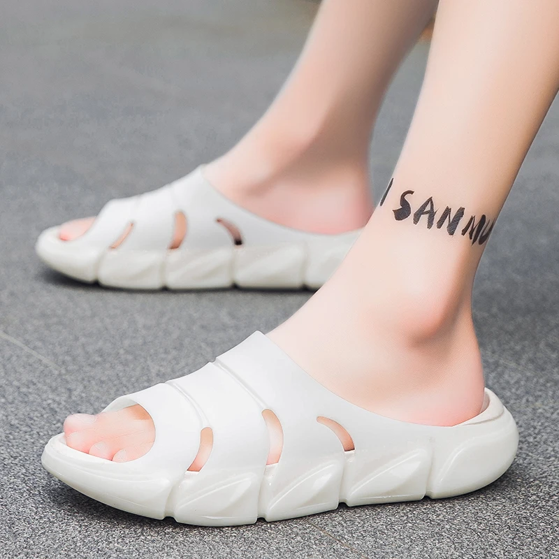 

Jelly glow-in-the-dark platform slippers Men step on poo feeling flip-flops outdoor sports beach sandals