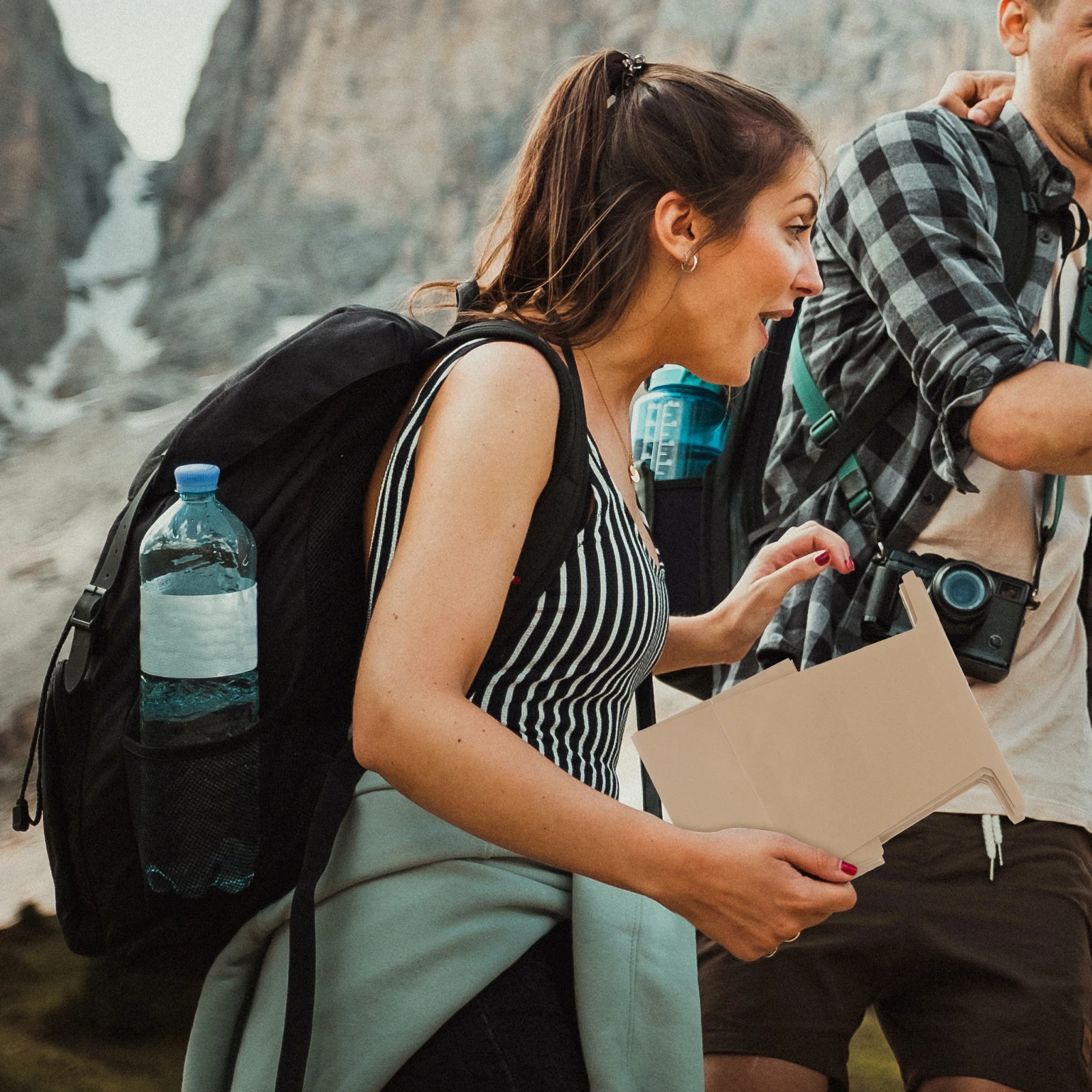 

10pcs Portable Vomit Bags Large Capacity Disposable Vomit Pouches Self-Sealing Travel Sickness Bags For Car Airplane Outdoor