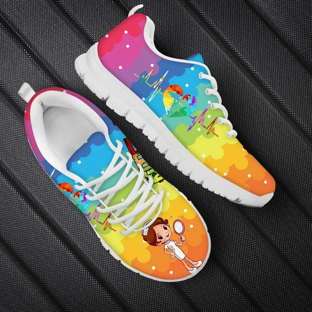 Cartoon Nurse Sneakers para mulheres, Lace Up Vulcanized Shoes, Calçado liso, Rainbow Design, Confortável, ECG