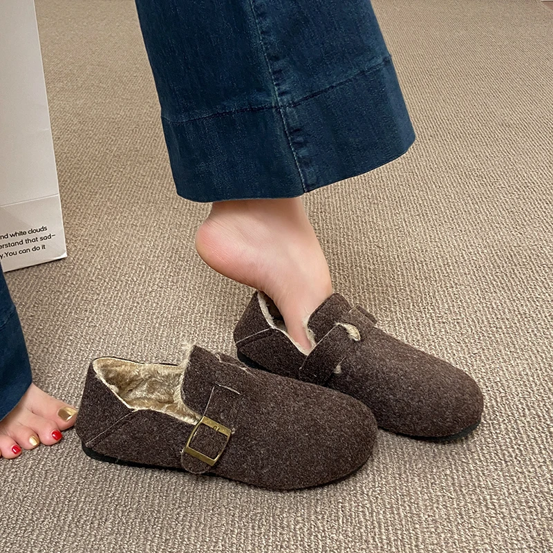 

2025 New Flat Shoes Winter Fashion Round Toe Suede Metal Buckle Soft Sole Anti-slip Wear-resistant Cotton Shoes