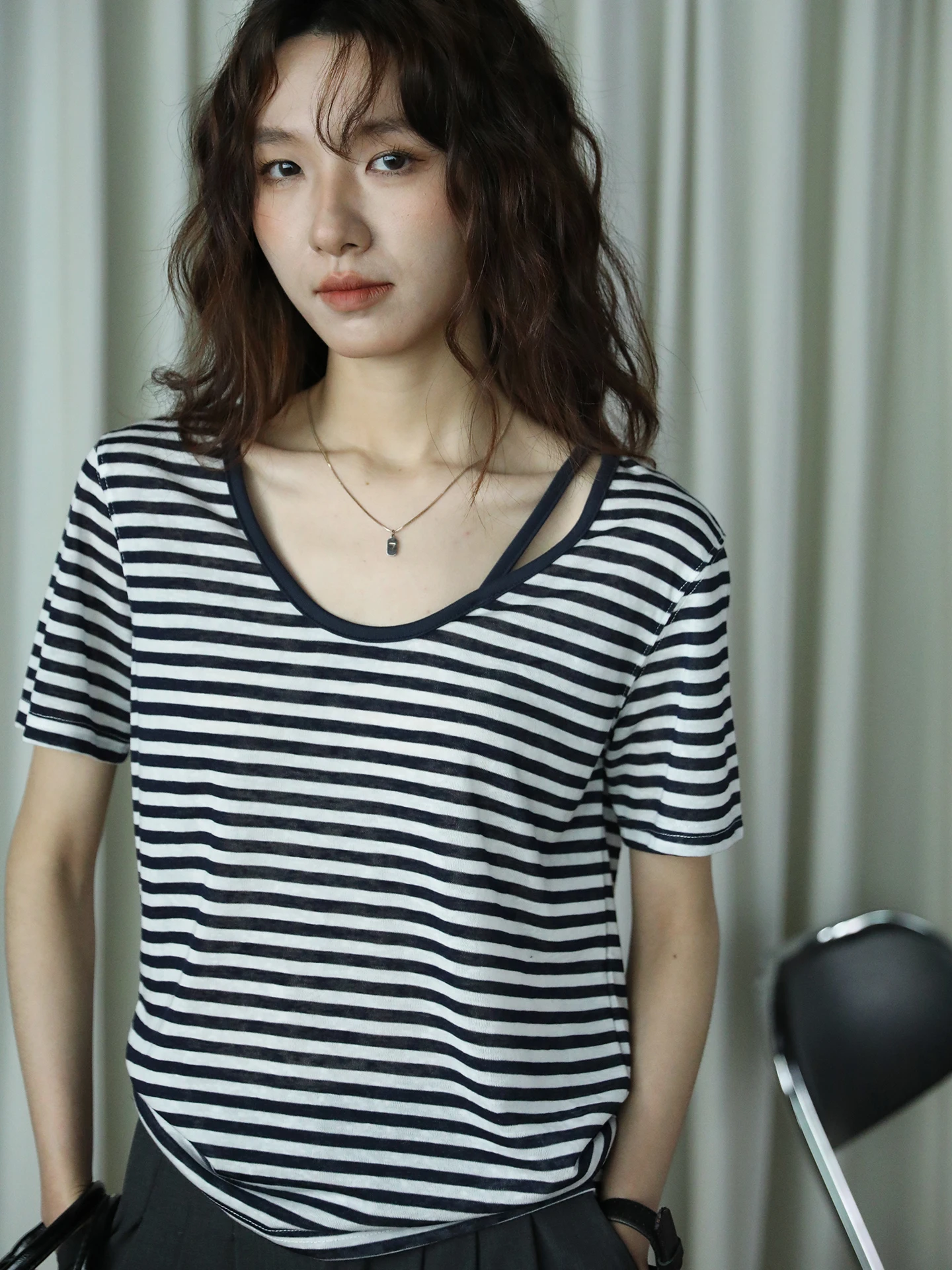 

Повседневная женская летняя футболка с V-образным вырезом, в полоску, свободного кроя, из хлопка, дышащая, удобная, модный дизайн