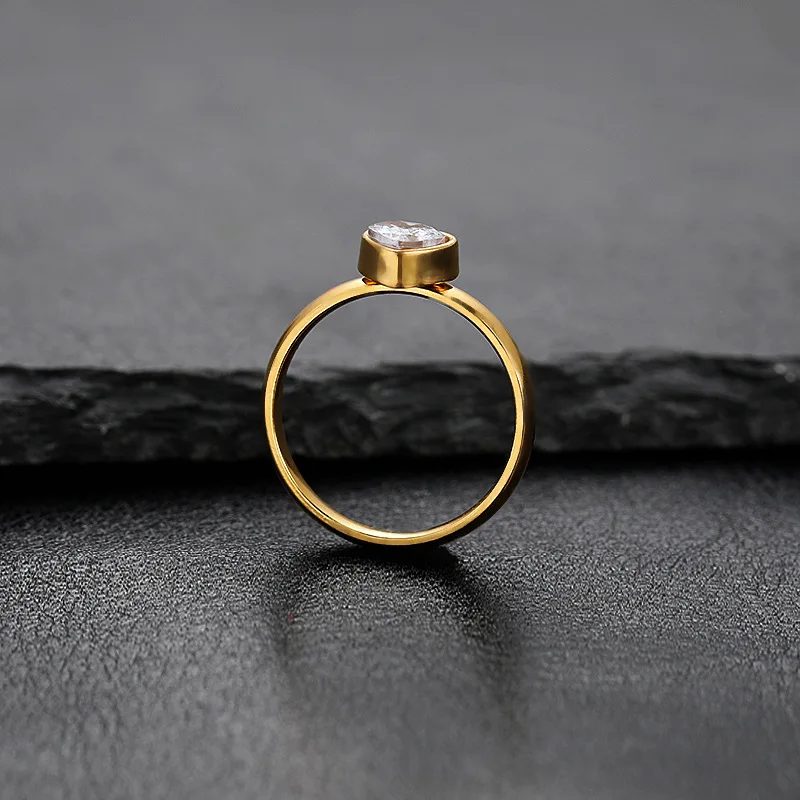 Women\'s Heart Shaped Crystal Zircon Stainless Steel Ring Fashion Customization Name Date Gold Wedding Jewelry Couple Gift