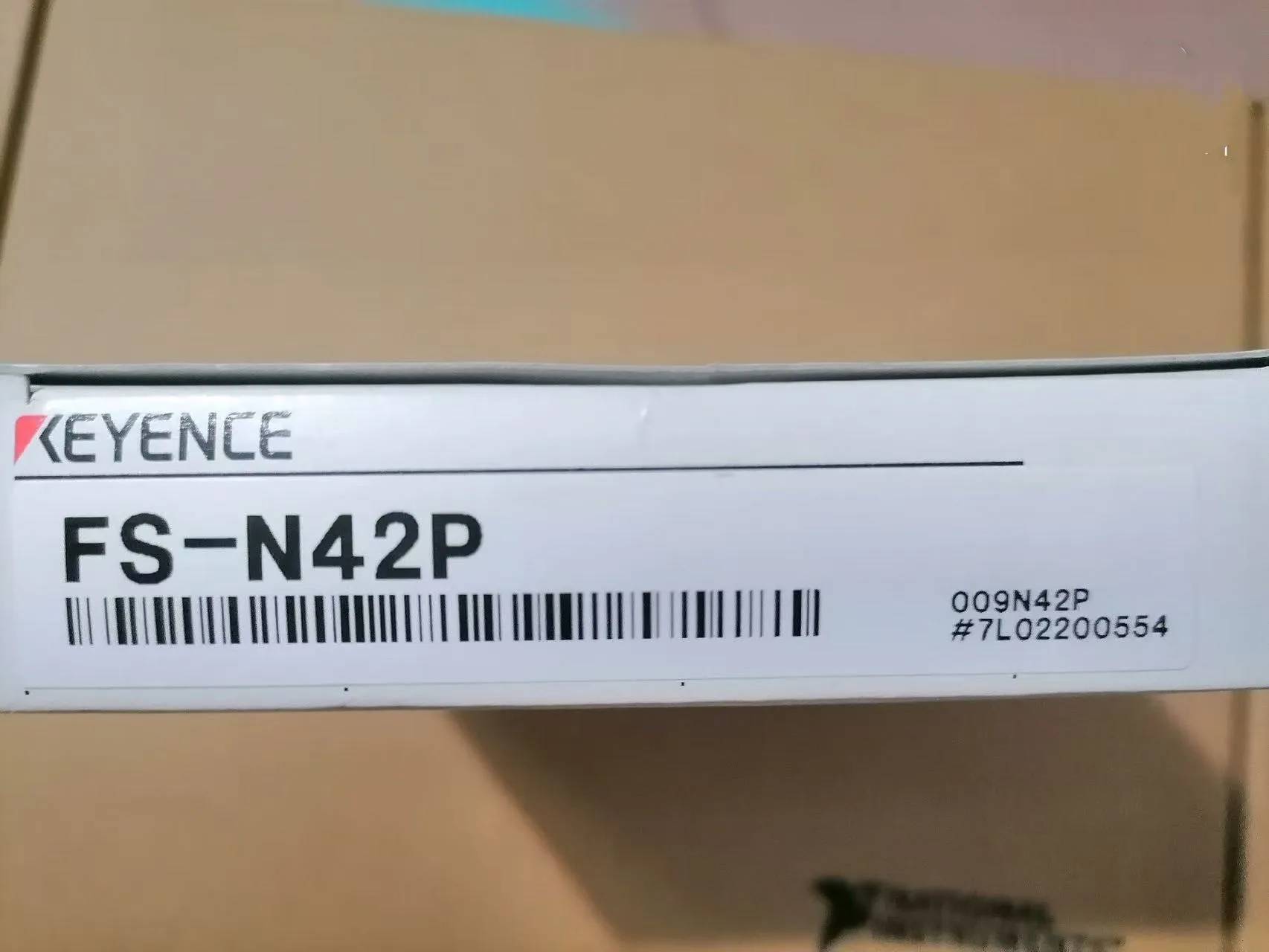 Brand New Genuine FS-N42P KEYENCE optical fiber amplifier sensor in stock