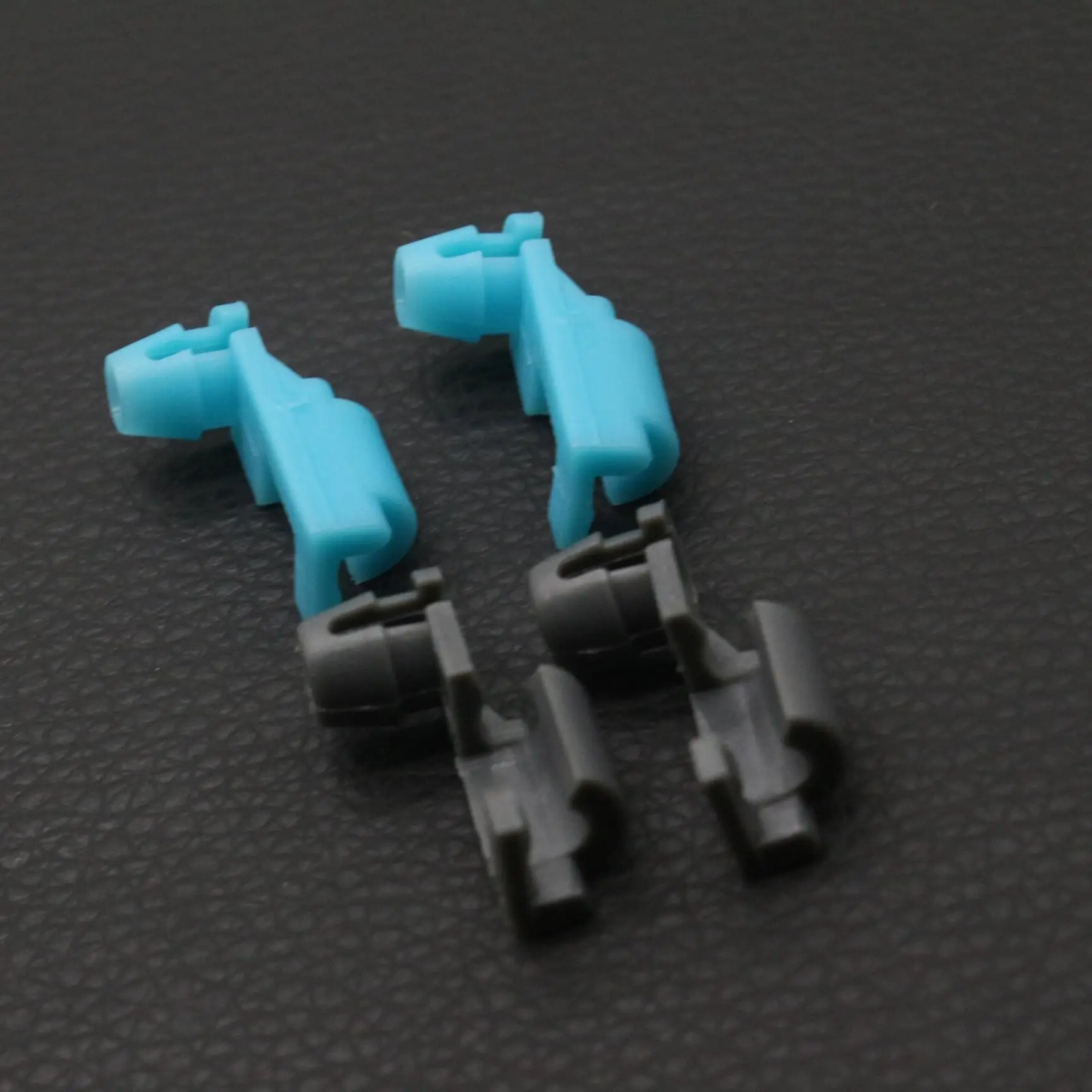 

4 Set Left and Right Latch Rod Fastening Clip for Mazda 929 929S Blue & Black Nylon Retainer Hook Connector Door Link Fixing