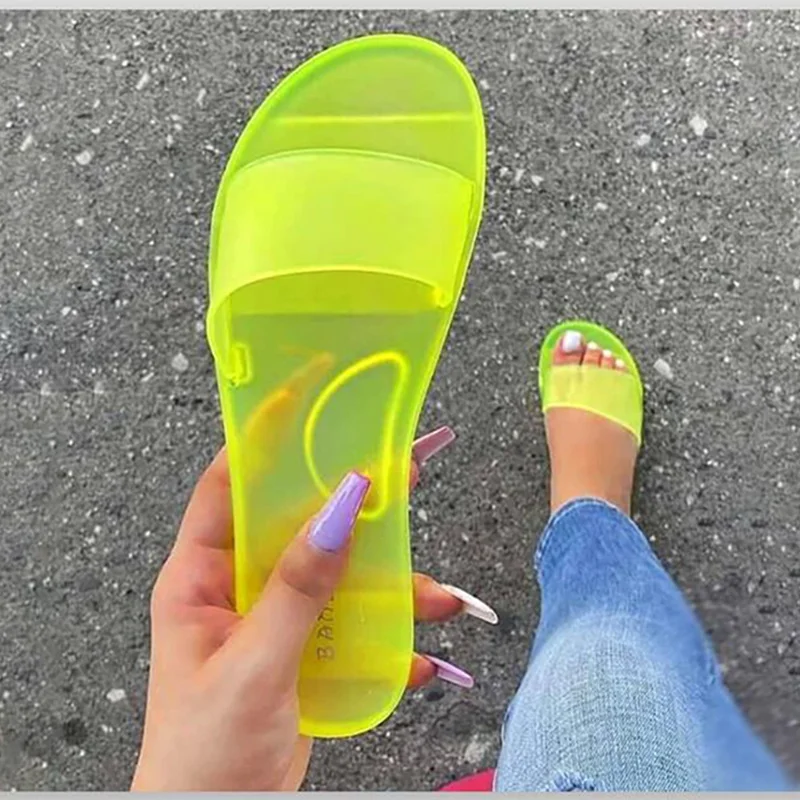 Transparent jelly sandals for women, transparent color slippers for summer, slip-on, beach, shoes for indoor and outdoor areas