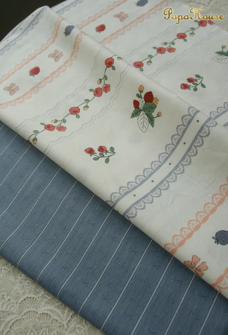 160cm width Mori Style Strawberry Hanada Flower Wall Cotton Twill Fabric Tablecloth and Curtain Clothing Fabric Background Diy