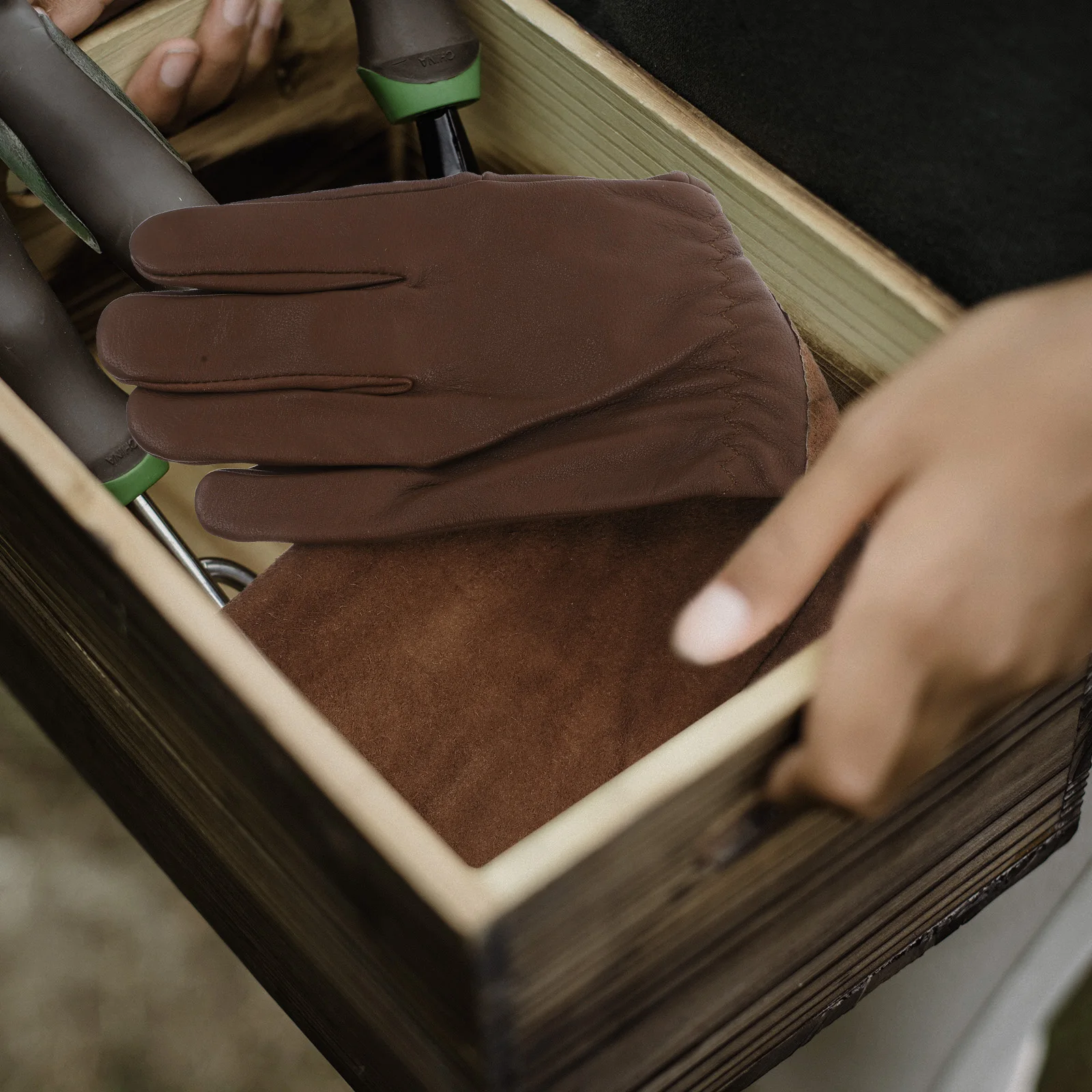

Gardening Gloves Long Tube Coffee M Brown Size M Thick Material Uniform Protective Outdoor Work Pruning Planting Gloves Gardener