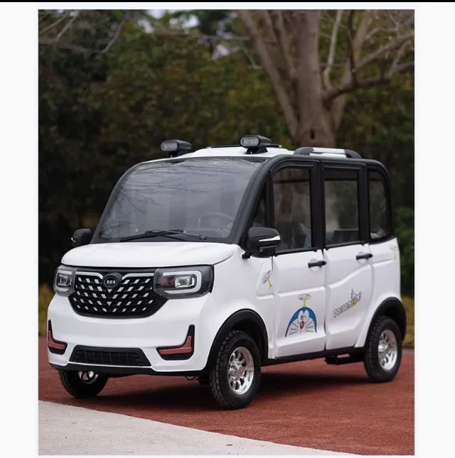 Customized 4 Wheel Electric Car Enclosed Electric Vehicle New Energy Vehicle 4 Wheel Mini Electric Car Small Cars for Adult