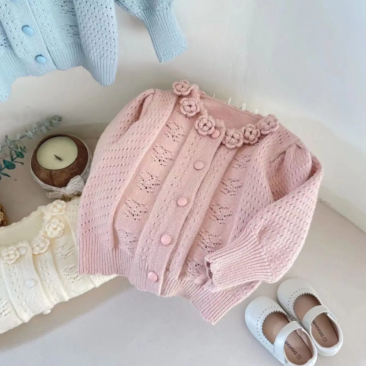 Kids Girls Knitted Sweaters Cute Pink Applique Hollow Out Cardigan 2025 New Children Casual Spring Autumn Outwear Cotton Sweater