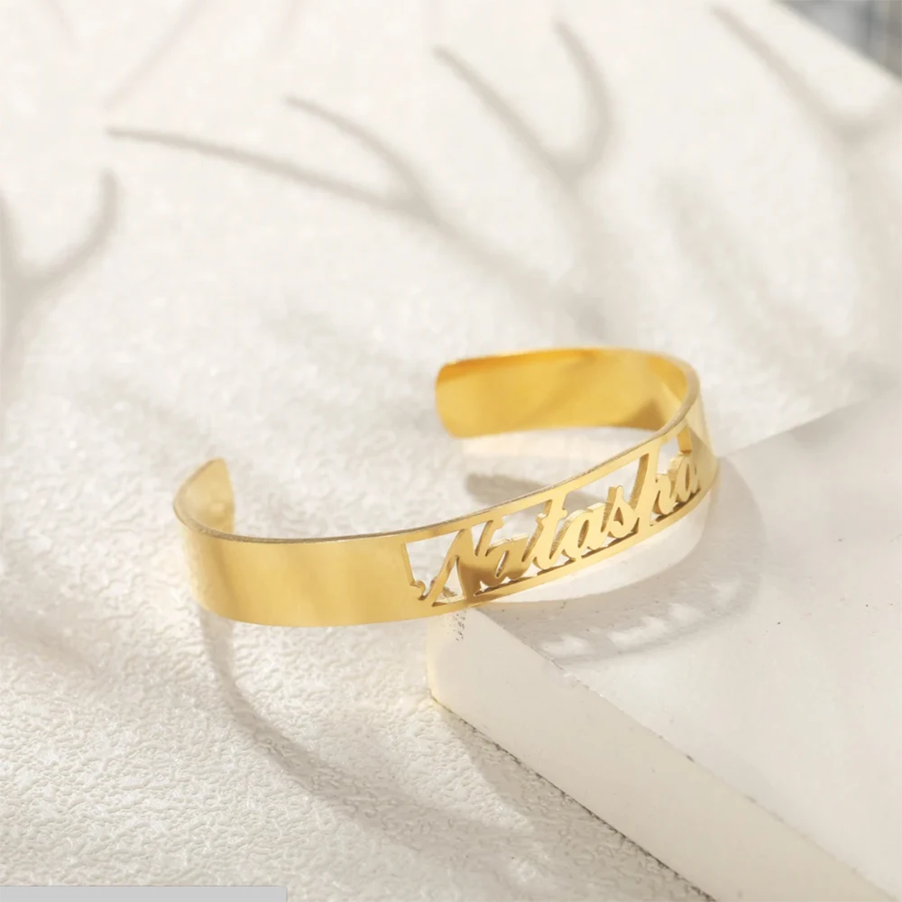 Customized Stainless Steel Popular Hollowed Out Name Bracelet, European And American Style Sweet Bracelet Gift