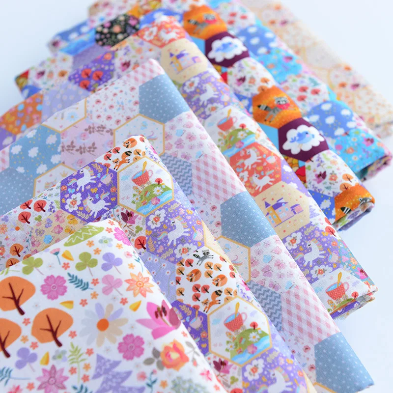 

Хлопковая ткань с цифровой печатью «Рождественская елка» 145x50 см, для детского творчества и рукоделия