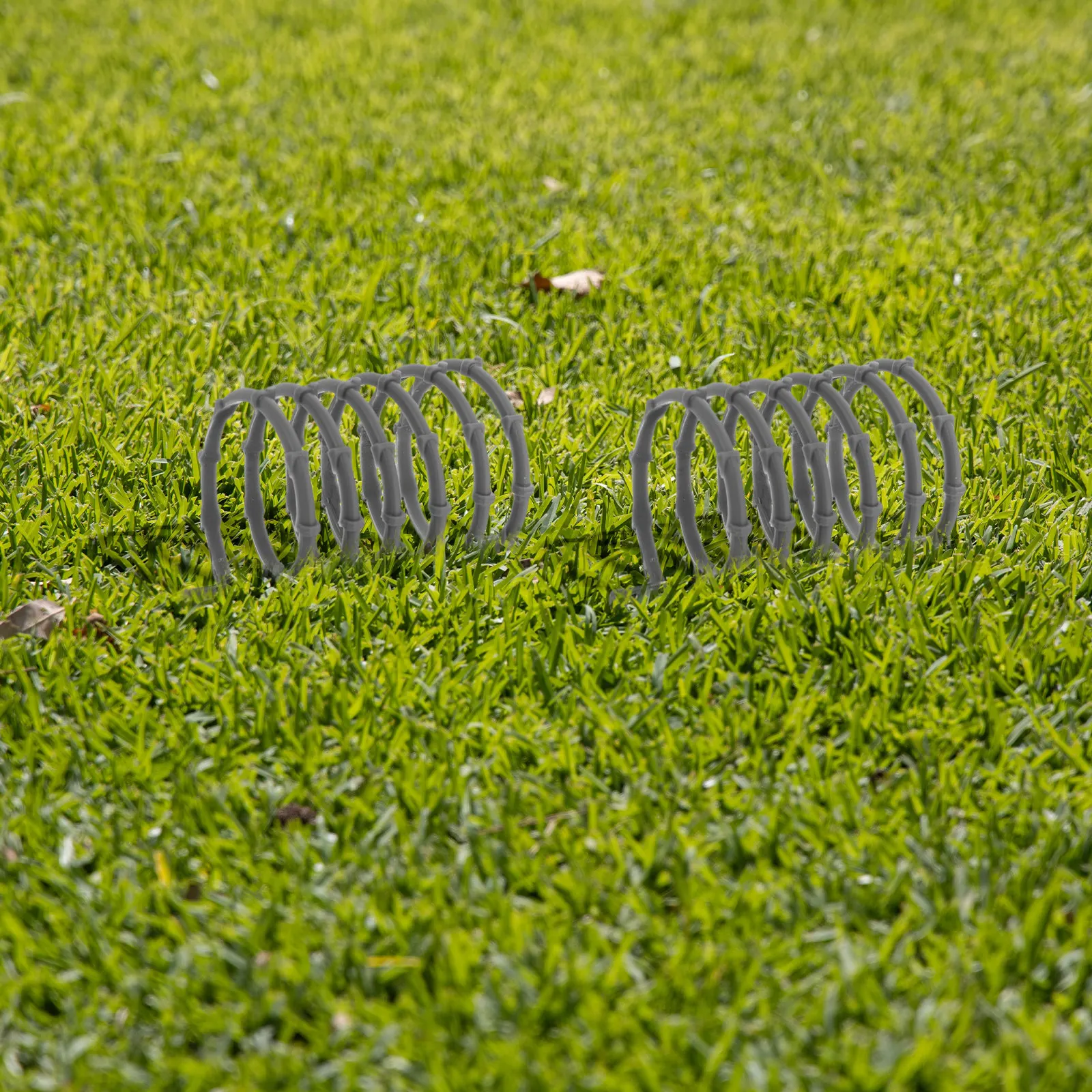 8Pcs Realistic Army Defense Wire Guard Set High Elasticity Spring Fence for DIY Building Construction Safety Isolation Playset