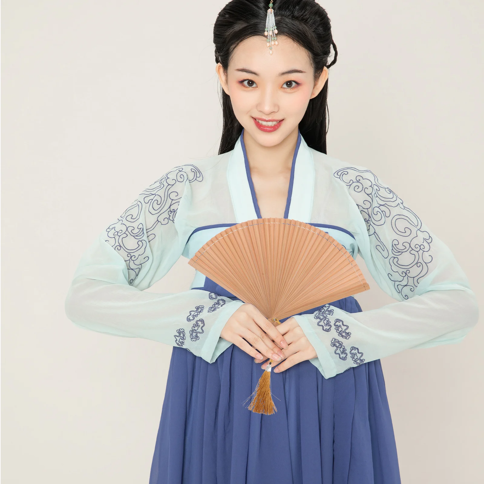 

Handheld Bamboo Fan Ancient Style Chinese Vintage Folding Fan for Dance Hanfu Classical Oriental Decorative Hand Fans