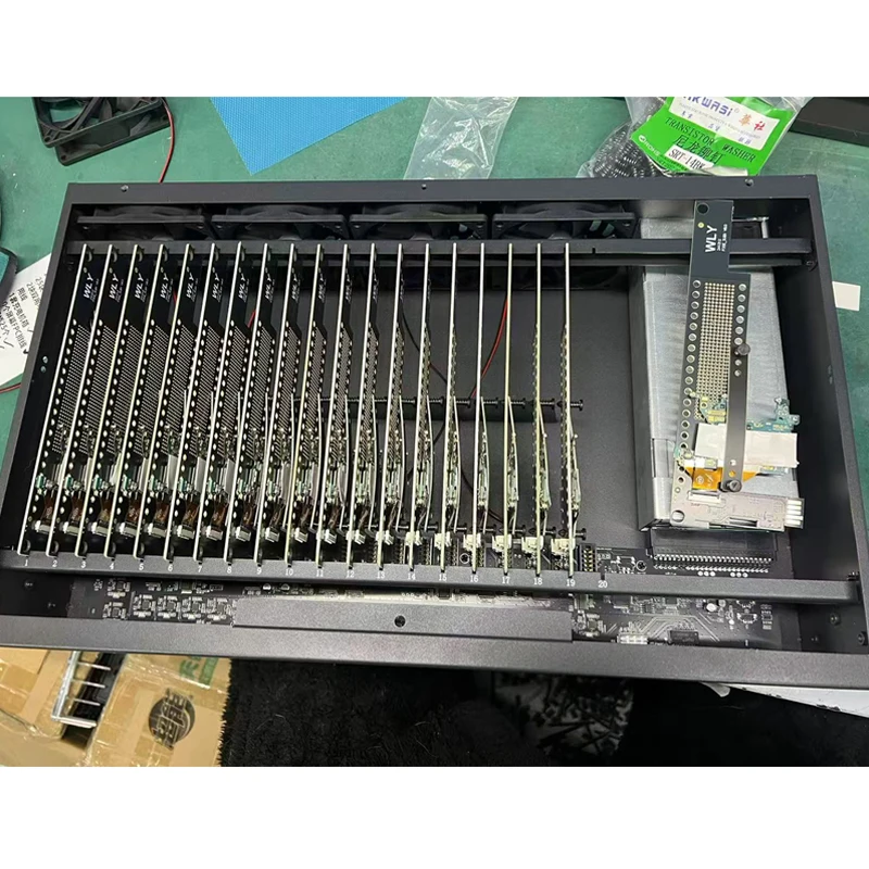 

Double Cut Breeding Chassis Mobile Phone Host Box P20 Control Equipment Farm Box for Mobile Phone