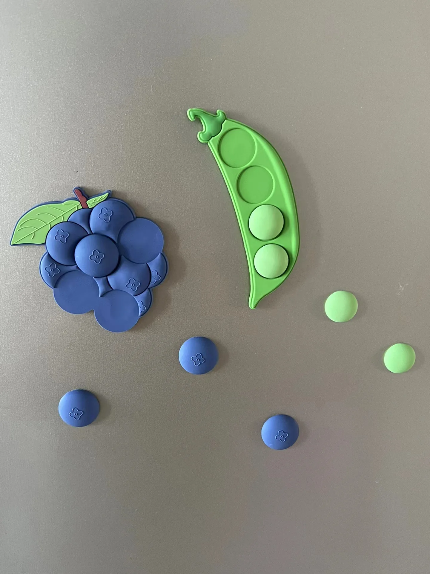 Cute Creative Grape Peas Fridge Magnet Acrylic Suction Refrigerator Stickers  3D Cute Fruit Particles Sticker Home Decoration