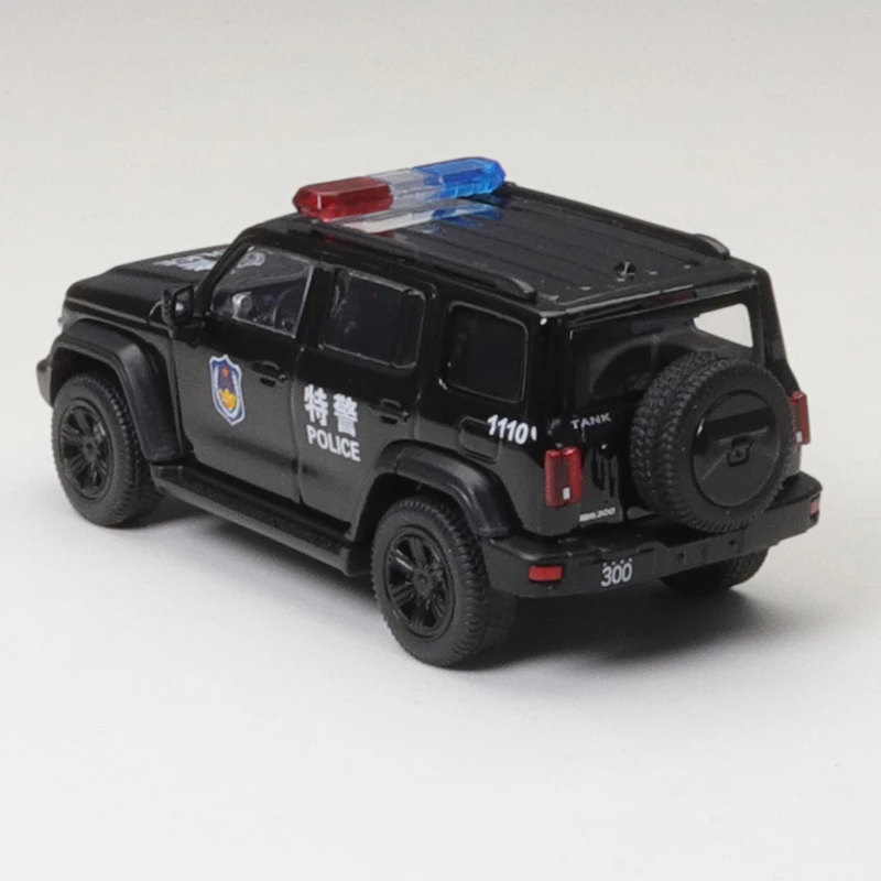 XCARTOYS 1/64 Alloy Cast Model Tank 300 Off Road Edition 2023 Special Police Car Friends Gifts Collect Ornaments Kids Toys Boys