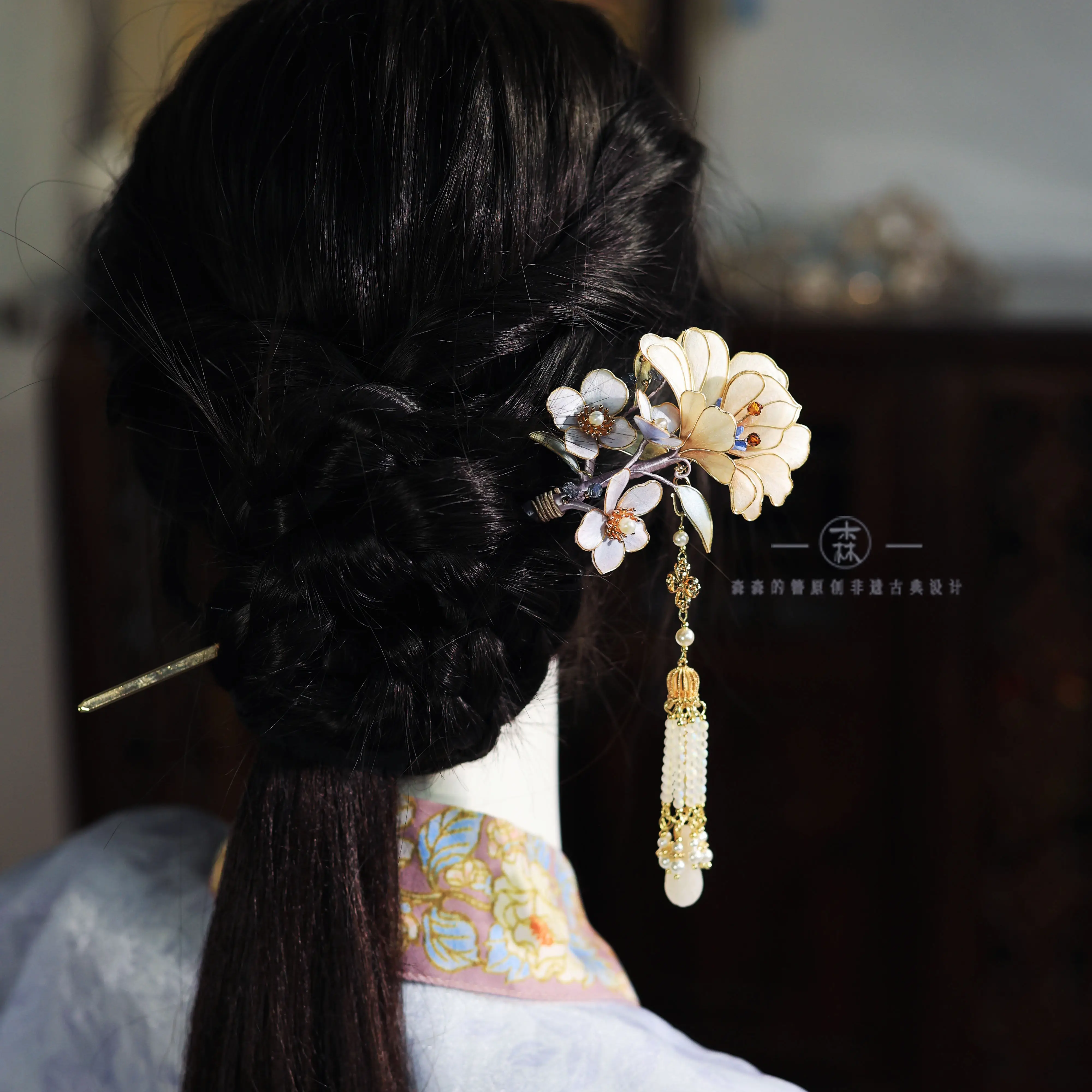 Liuzi • Original Intangible Cultural Heritage Velvet Flower Hair Stick, Luxury Vintage Tassel Hair Accessory for Cheongsam view 3