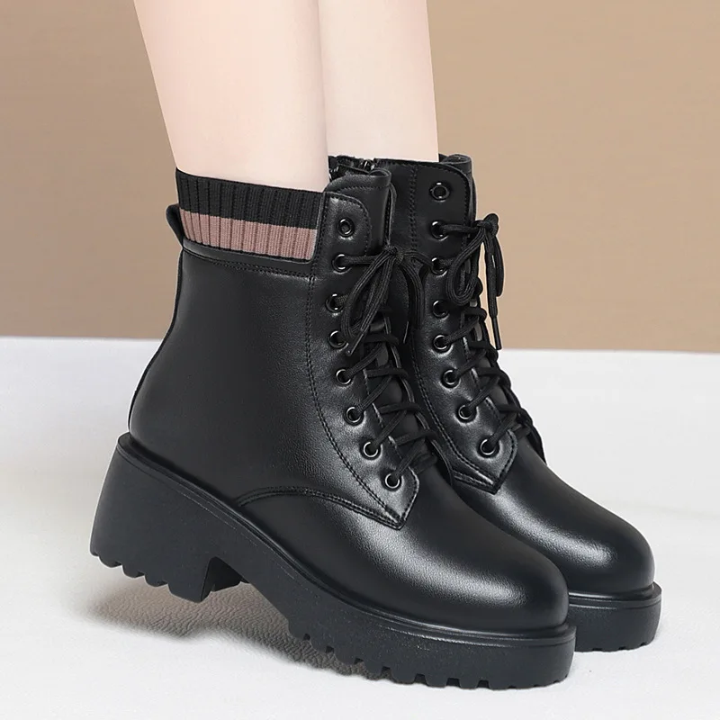 Big Size 35-43 Comfortable Thick Block Heel Genuine Leather Boots Women Fur Shoes Winter 2026 Black Warm Wool Ankle Boots Mother