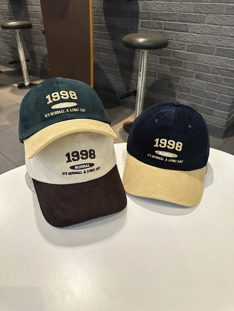 

Women's Baseball Cap Double Color Corduroy Curved Brim Hat Youth Street Fashion Korean Style Warm