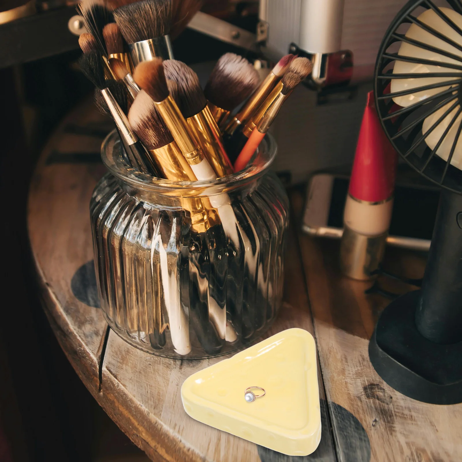 

Керамический декоративный поднос в форме сыра, многофункциональное блюдо для ювелирных изделий, туалетный столик для ванной комнаты, спальни, держатель для колец, тарелка для безделушек, ароматерапия