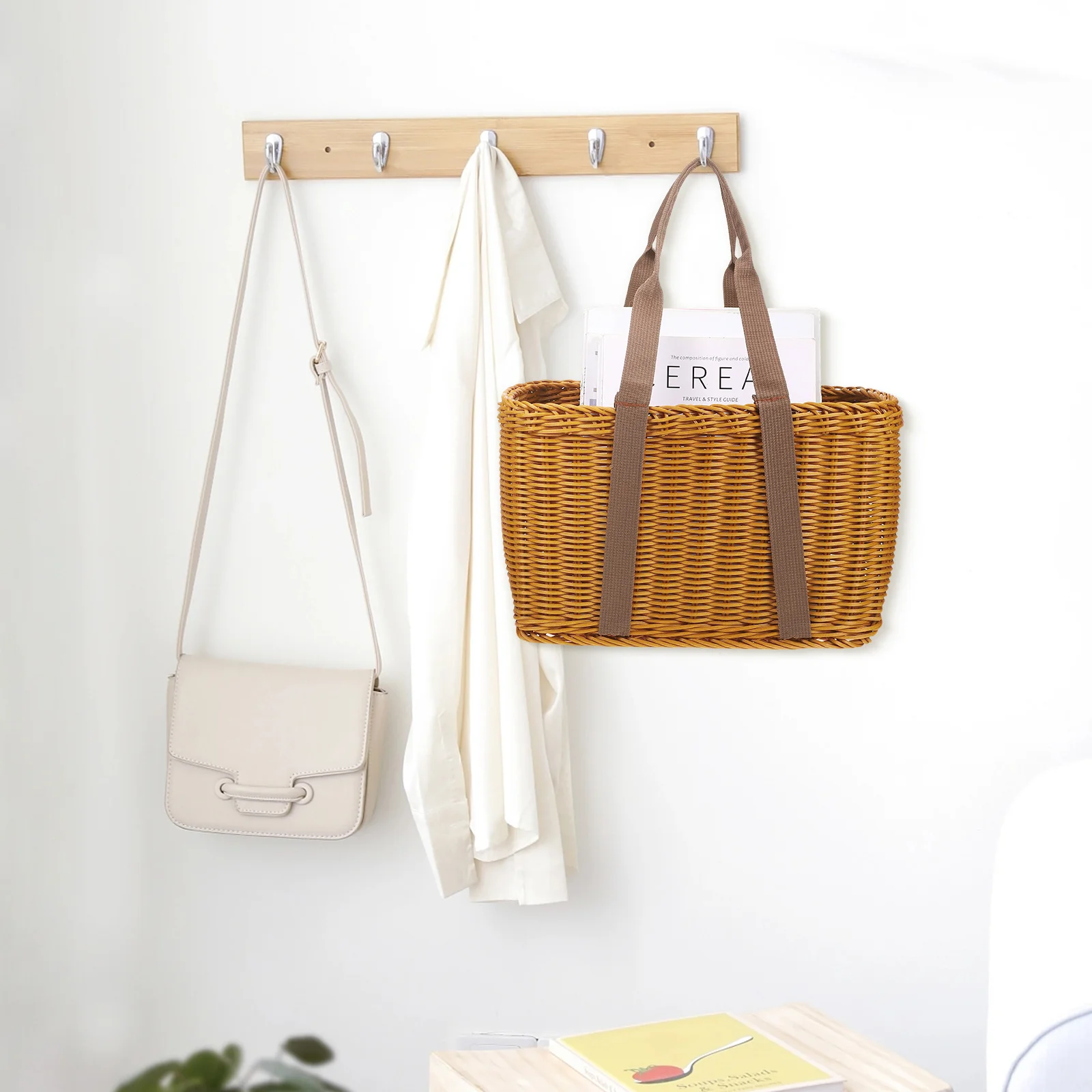 

Hand-Woven Wicker Shopping Basket Natural Fruit Storage Holder Portable Kitchen Organizer for Home Decor Creative Farmhouse