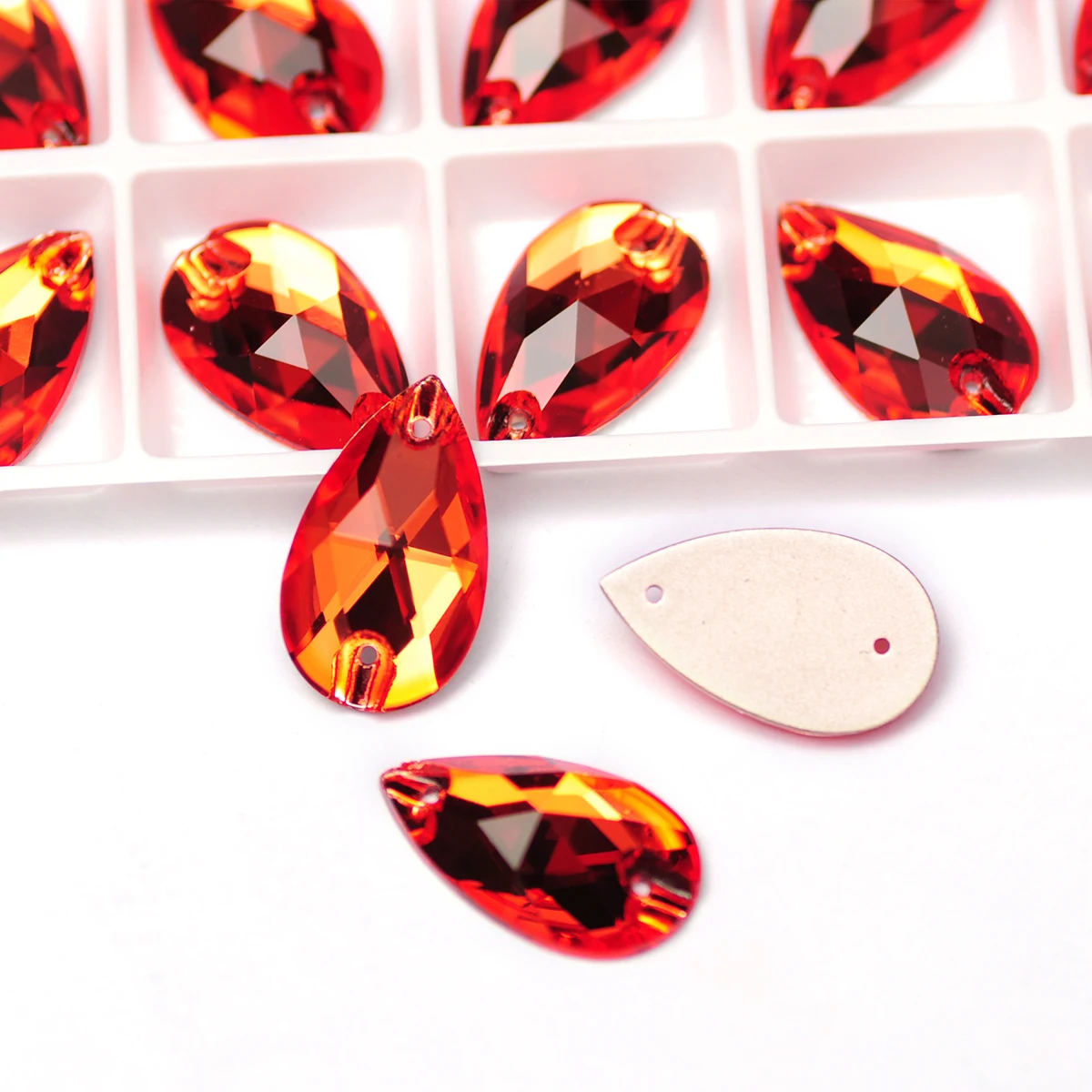 6A-Qualität Strass-Nähsteine, Tropfenförmige Aufnähsteine, Flache Perlen zur Dekoration von Kleidern, Taschen, Kleidungsstücken und Schuhen – Detail 7