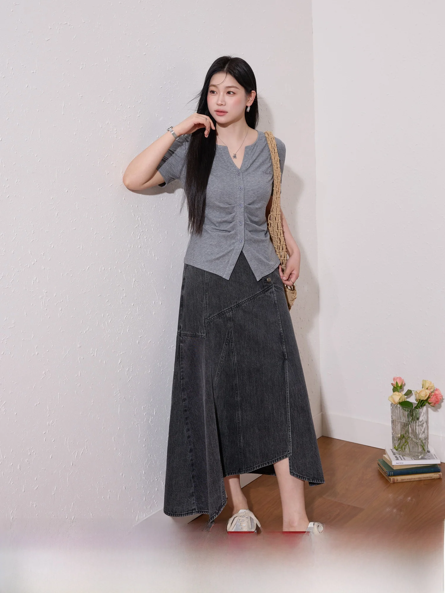 

Blue Language plus Size Women's Summer Outfit Breathable T-irt Waist-Cinching Denim Skirt V-Ne ort Sve Regular Fit