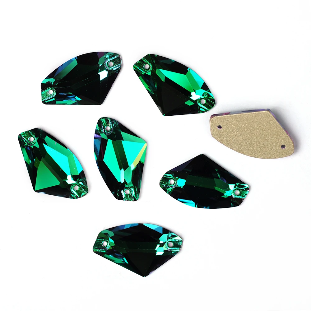 

Crystal Glass Garment Rhinestones, Sew On Stones, Crystal Strass for Clothes, Apparel Crafts, Emerald Color, Flatback, 2 Holes