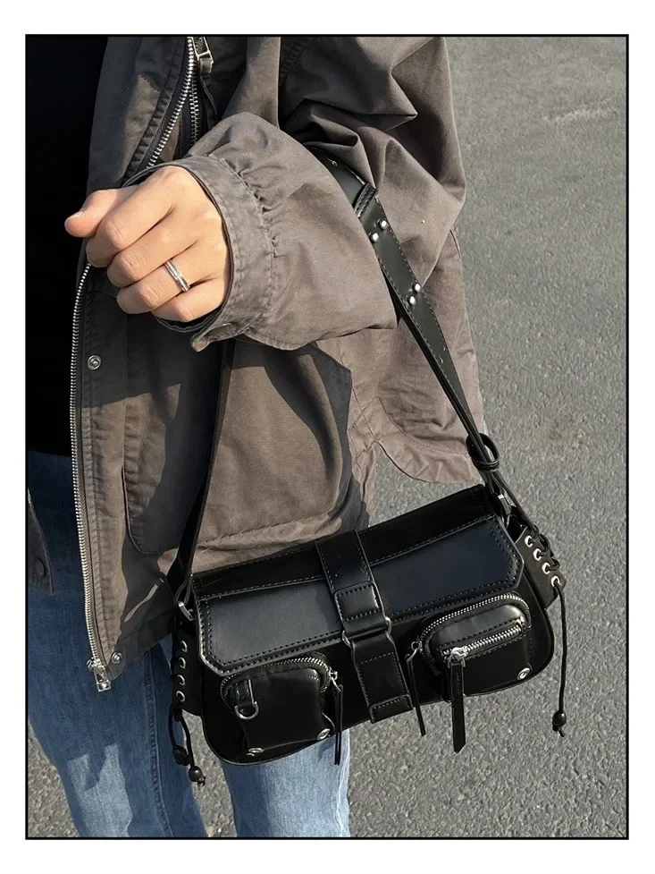 

Spicy Girl Underarm Bag Retro Motorcycle New Multi Pocket Postman Retro Versatile Shoulder Women's Bags