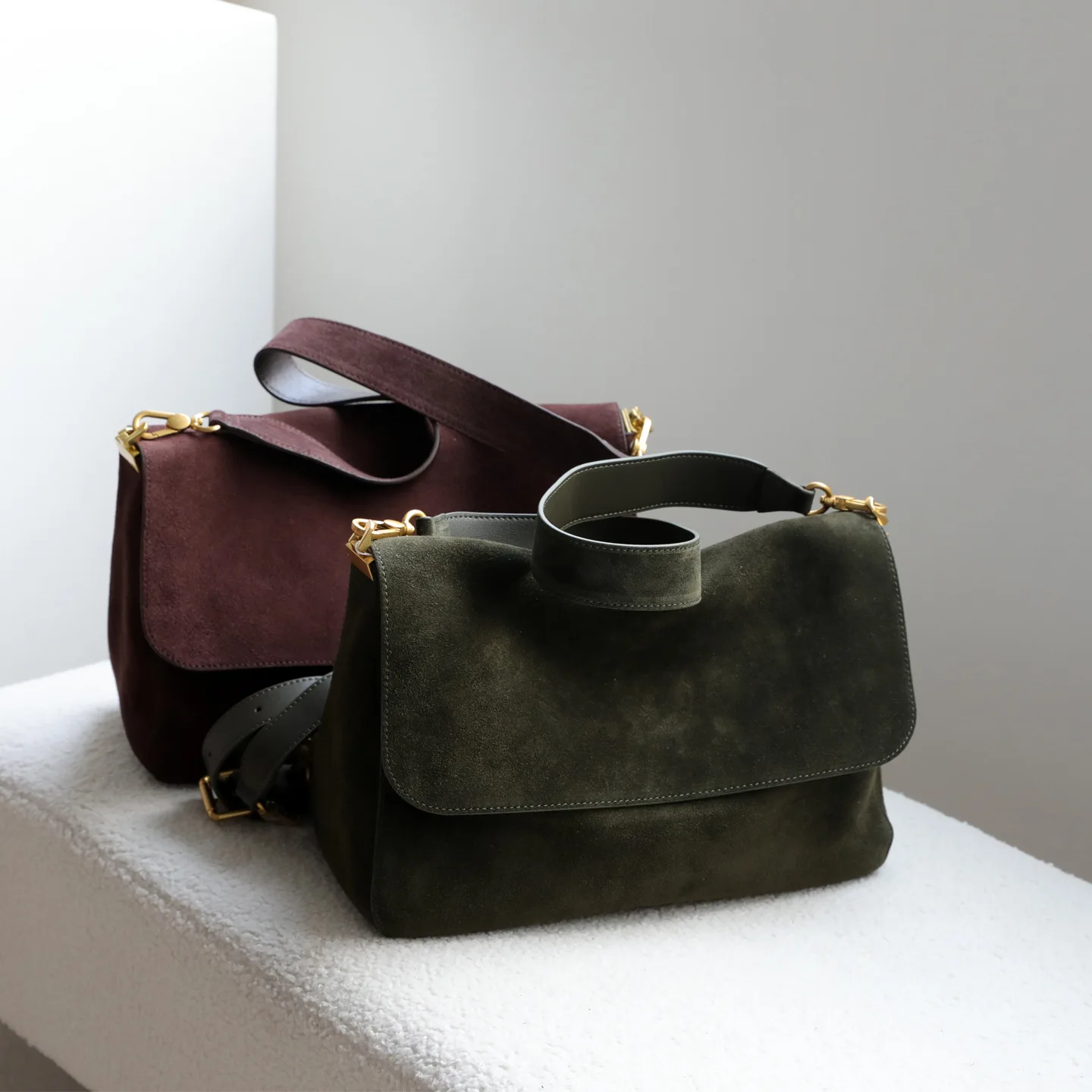 

Suede Bag Woman Luxury Matte Cowhide Messenger Bags Crossbody Shoulder Underarm Satchel Commuter Soft Winter Purse