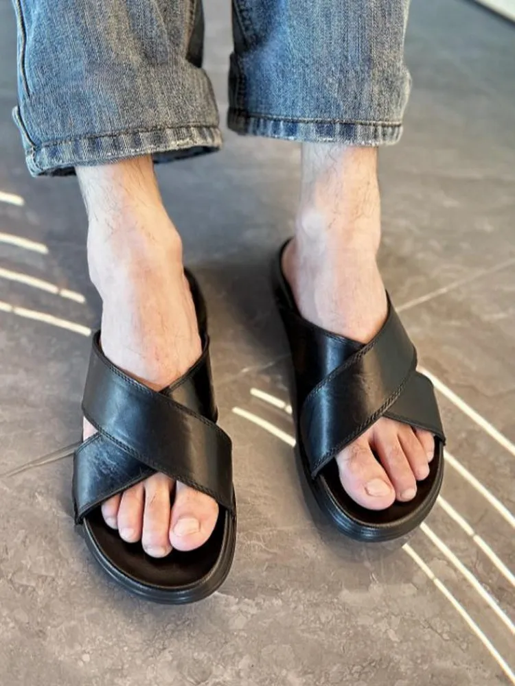 Outside Fashion New Mens Cross Strap Genuine Leather Black Slippers Flats Beach Slides Casual Male Summer Slip On Slippers Shoes