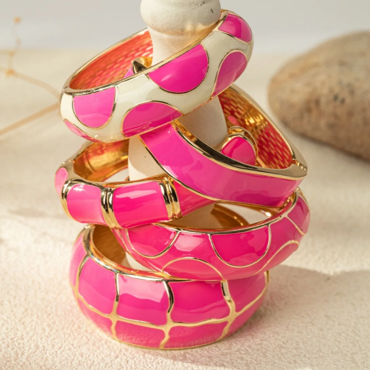 5 Style Exaggeration Rose Pink Enamel Cuff Bracelet Women Irregular Geometric Open Bangle Personality Jewelry Accessories ﻿