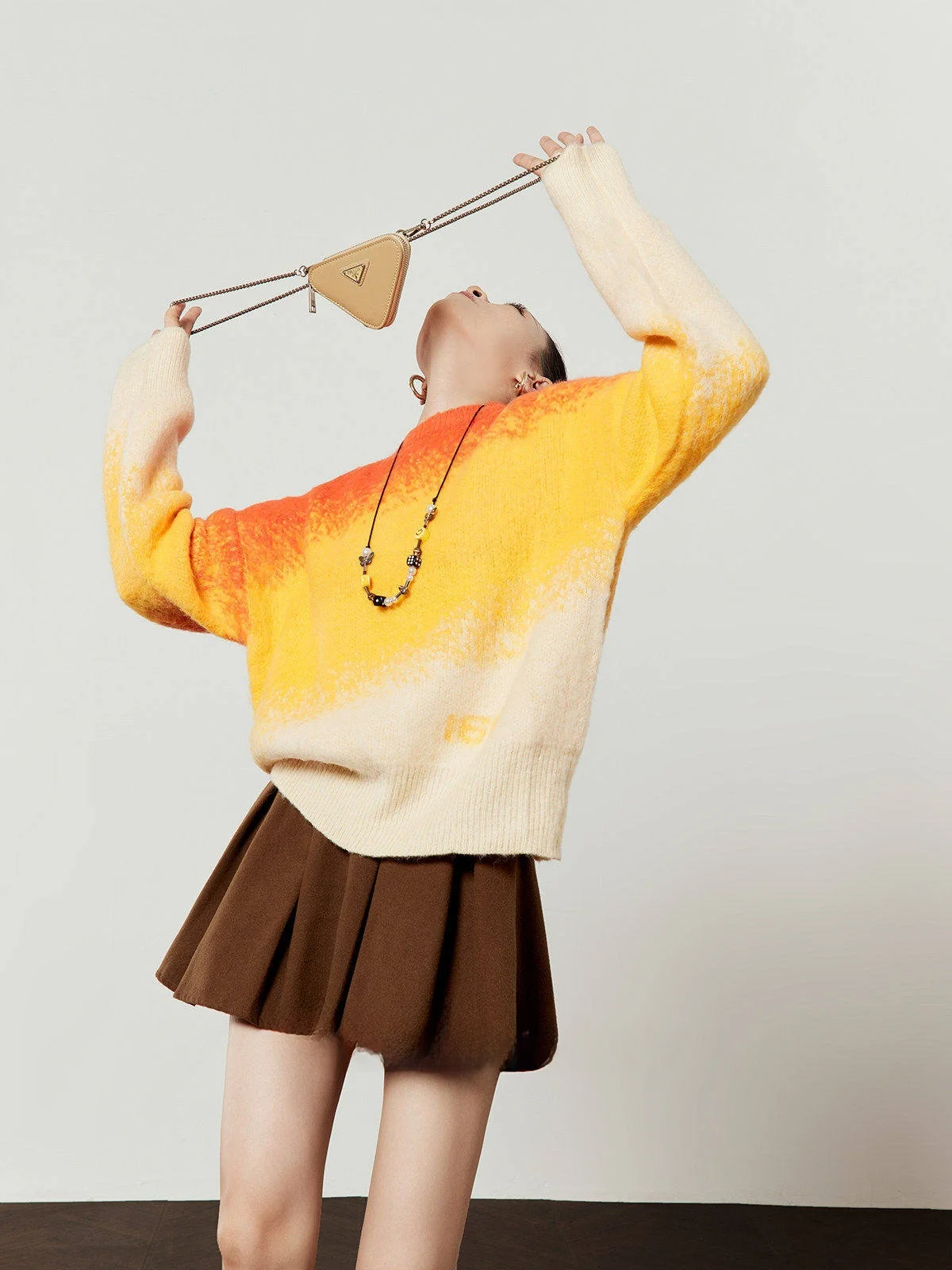 

Orange adient Knitwear Women's Loose Casual round Ne Top adient Color Blo Loose Fit Comfortable Breathable Autumn New...